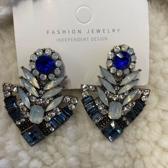 Vintage bohemian blue flower earrings - Picture 1 of 3